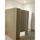 porta de banheiro para empresas